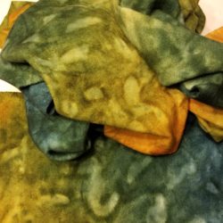 Transitional Golden Yellow to Blue Green